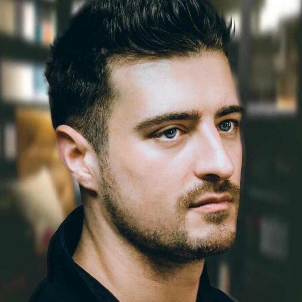 جورج كسار